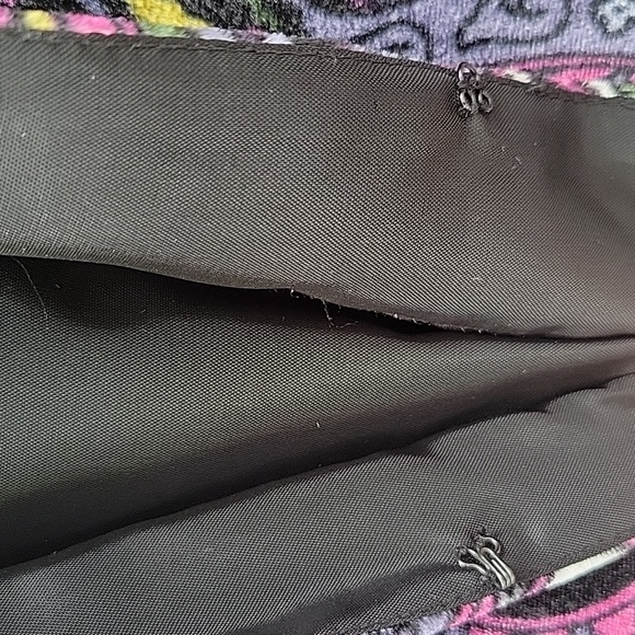 Laura Ashley Velvet Women's Size Large Jacket. One Hook At Bottom Missing. - Picture 7 of 16